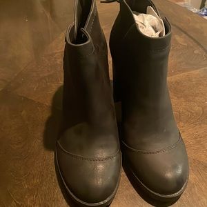 Levi’s Ankle Boots